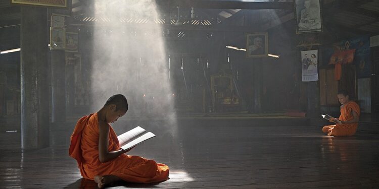 Balancing Your Energy: The Power of Chakra Meditation